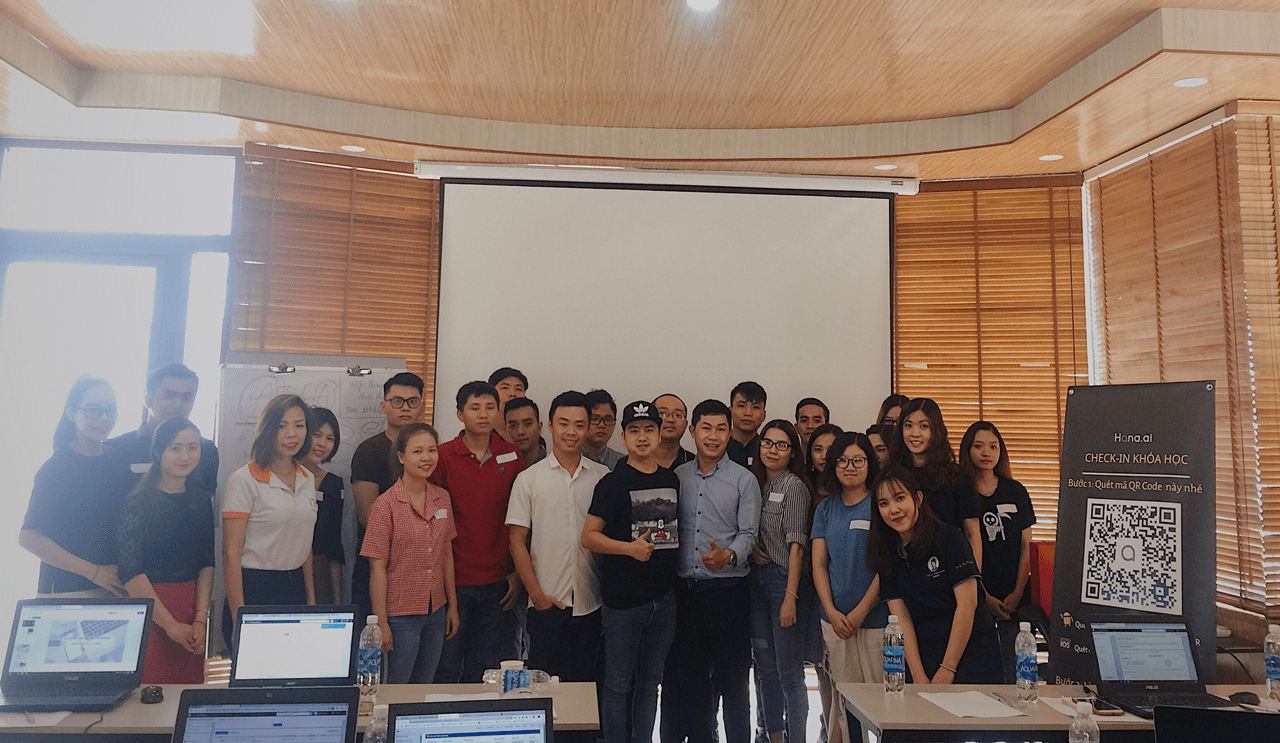 NẮNG SÀI GÒN CŨNG KHÔNG THỂ NÓNG HƠN KHÓA HỌC KẾT HỢP “FACEBOOK ADS & VIRAL CHATBOT”